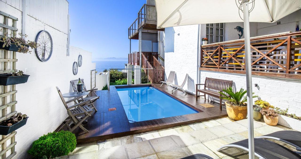 Penguins View Guesthouse Simonʼs Town Dış mekan fotoğraf
