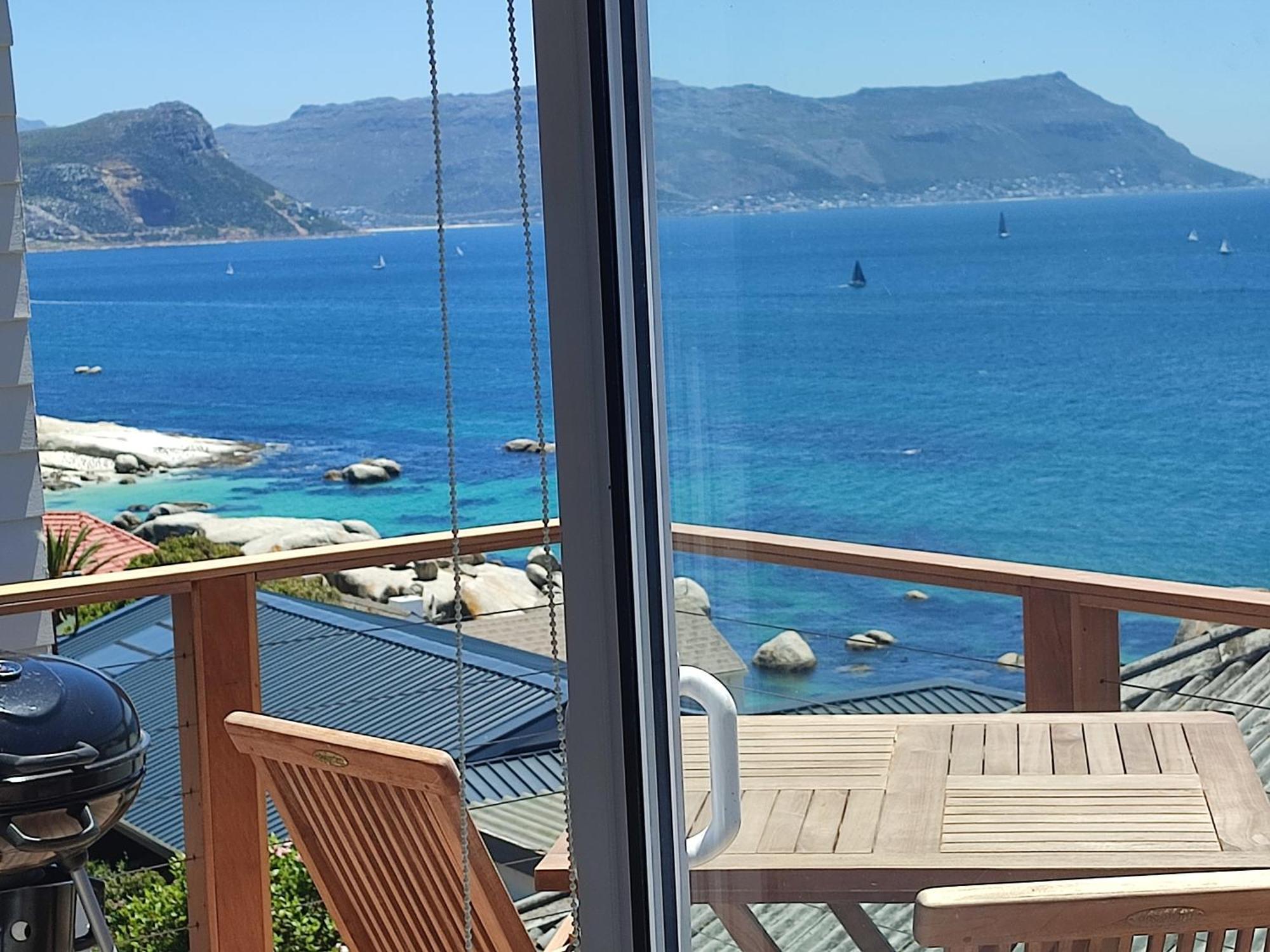 Penguins View Guesthouse Simonʼs Town Dış mekan fotoğraf