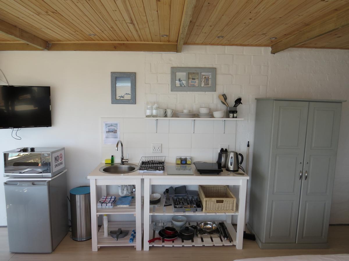 Penguins View Guesthouse Simonʼs Town Dış mekan fotoğraf