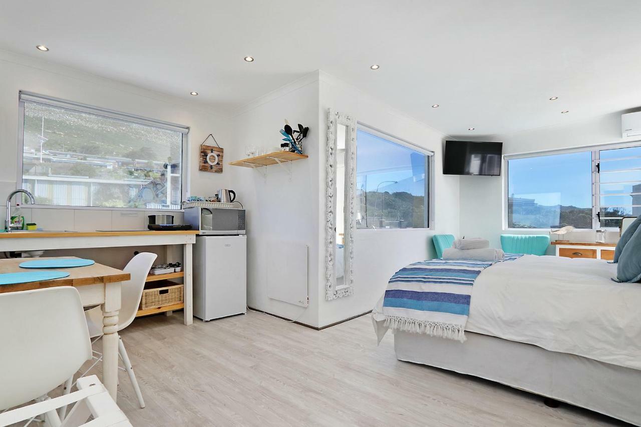 Penguins View Guesthouse Simonʼs Town Dış mekan fotoğraf